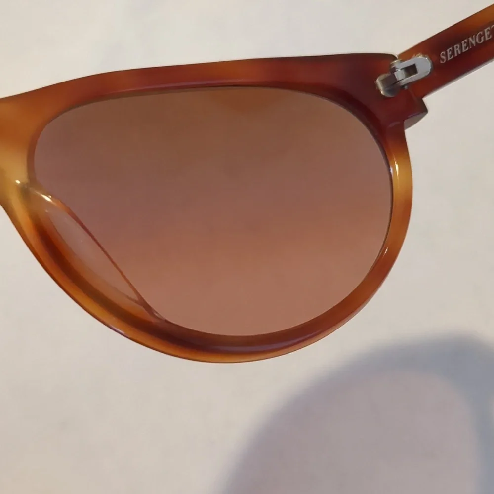 Vintage Women's Brown Tortoise Shell Serengeti Drivers Sun Glasses - Picture 8 of 14